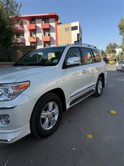 تويوتا لاندكروزر